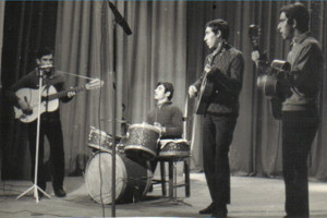 The band “Sirens of the Future” (1970). From left to right: Aleksandër Vezuli, Besnik Çela, Piro Ceta dhe Fatmir Killo